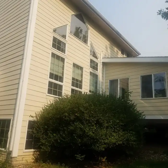 Challenging window access cleaning