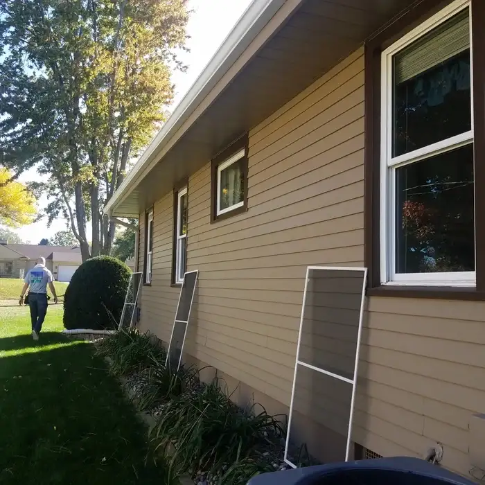 Window screen cleaning service Iowa